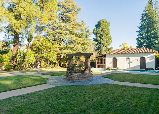 Photo of 360 Forest Ave, Palo Alto, CA 94301