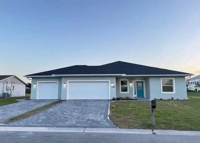 Property at 824 Mendoza Dr, Kissimmee, FL, 34758, 4 beds, 2 baths, [object Object]