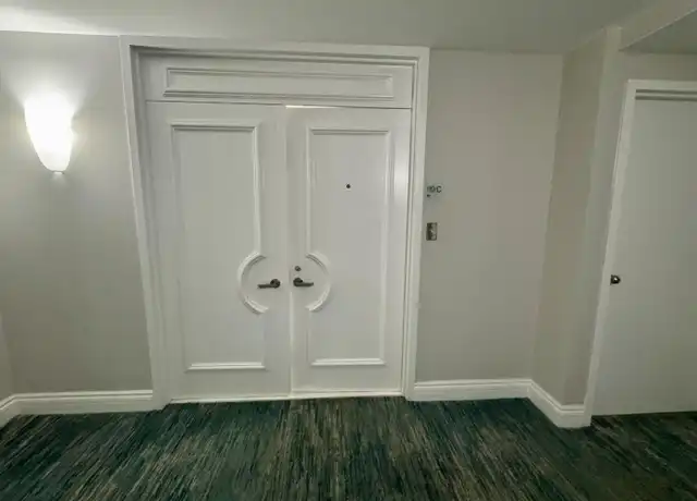 Property at 5280 N Ocean Dr Unit 10C, Riviera Beach, FL, 33404, 3 beds, 2.5 baths, [object Object]