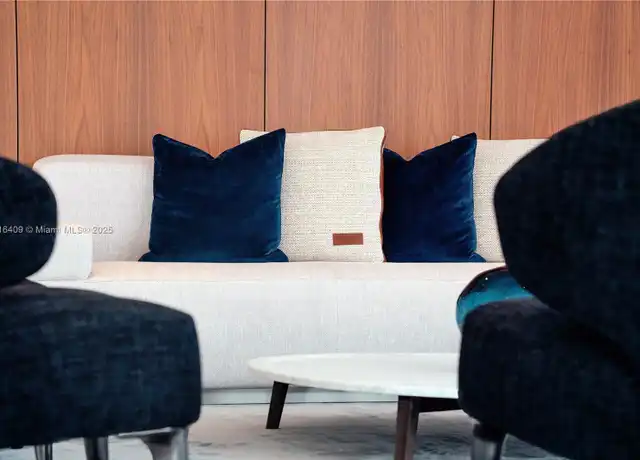 Property at 300 Biscayne Blvd #5101, Miami, FL, 33131, 4 beds, 4.5 baths, [object Object]