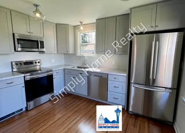 Property at 6807 S Junett St, Tacoma, WA, 98409, 2 beds, 1 bath, [object Object]