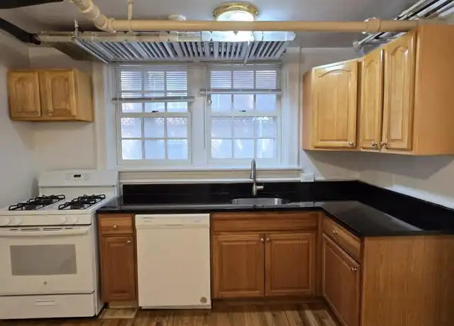 Property at 1454 Oak Ave, Evanston, IL, 60201, 1 bed, 1 bath, [object Object]