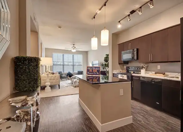 Property at The Enclave at Brookside - 1414 E 39th St, Tulsa, OK, 74105, 1-2 bed, 1-2 bath, [object Object]