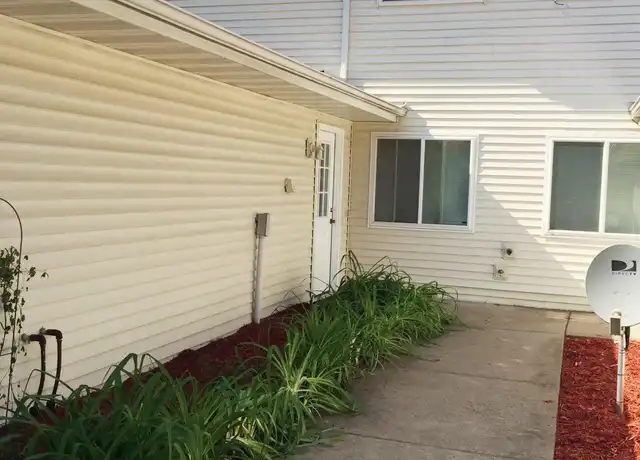 Property at 535 6th St N, Hudson, WI, 54016, 4 beds, 2 baths, [object Object]