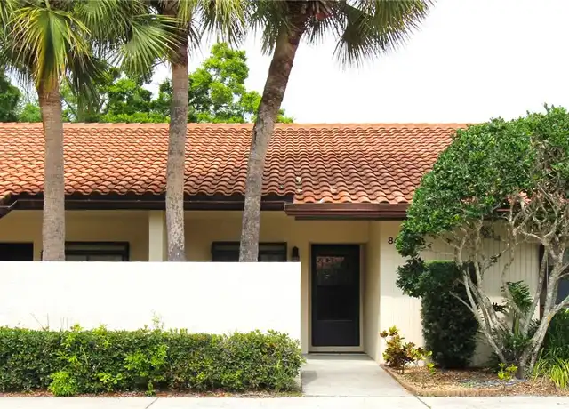 Property at 8403 Gardens Cir, Sarasota, FL, 34243, 2 beds, 2.5 baths, [object Object]