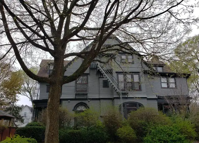 Property at 400 Oxford St Unit 400-S02-3, Rochester, NY, 14607, 1 bed, 1 bath, [object Object]