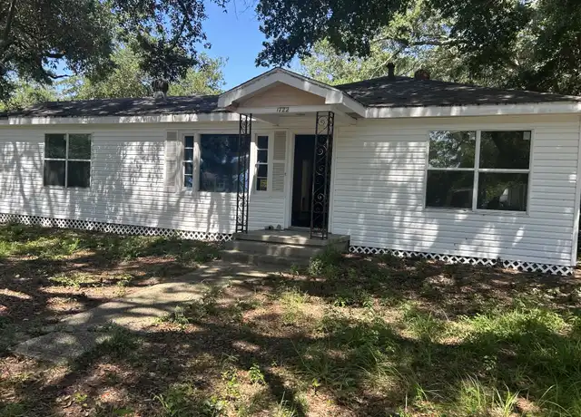 Property at 1722 Terrace Dr, Gulfport, MS, 39501, 4 beds, 2 baths, [object Object]
