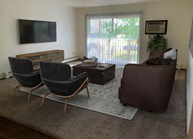 Property at 2537 15th St S, Fargo, ND, 58103, 1 bed, 1 bath, [object Object]