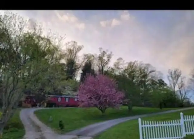 Property at 2 Jacob Ln, Asheville, NC, 28806, 2 beds, 2 baths, [object Object]