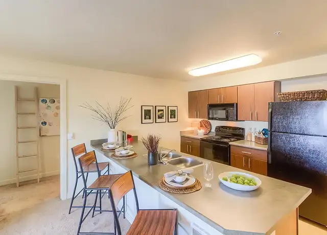 Photo of 17536 12th Ave NE, Shoreline, WA 98155