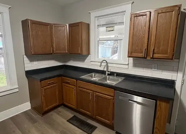 Property at 1110 9th St S #1112, La Crosse, WI, 54601, 4 beds, 2 baths, [object Object]