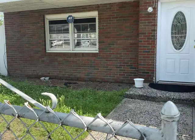 Property at 340 Mercer Loop, Jersey City, NJ, 07302, 2 beds, 1 bath, [object Object]