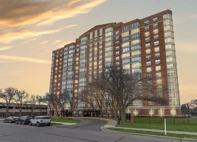 Property at 250 E Harbortown Dr #1305, Detroit, MI, 48207, 2 beds, 2 baths, [object Object]