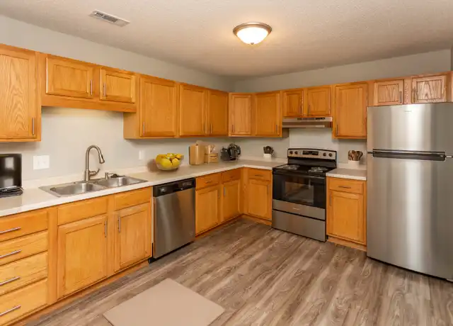 Property at 5441 Weatherstone Cir NW, Rochester, MN, 55901, 3 beds, 1.5 baths, [object Object]