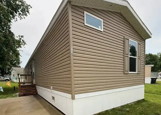 Property at 2009 Hamburg Pike Unit 115, Jeffersonville, IN, 47130, 3 beds, 2 baths, [object Object]