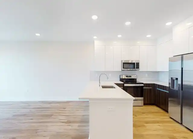 Property at The Meadowside - 333 Bergen Blvd, Fairview, NJ, 07022, 1 bed, 1 bath, [object Object]