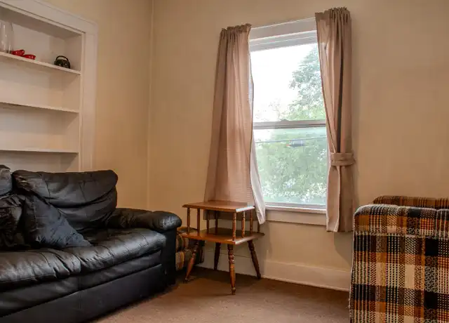 Property at 103 W 1st St Unit B, Roxana, IL, 62084, 1 bed, 1 bath, [object Object]