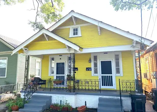 Property at 8428 S Claiborne Ave, New Orleans, LA, 70118, 2 beds, 1 bath, [object Object]
