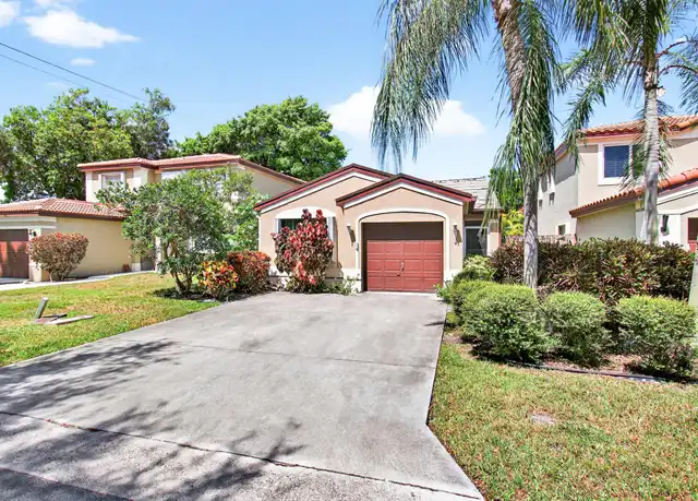 Property at 19 NW 44th Ter, Deerfield Beach, FL, 33442, 3 beds, 2 baths, [object Object]