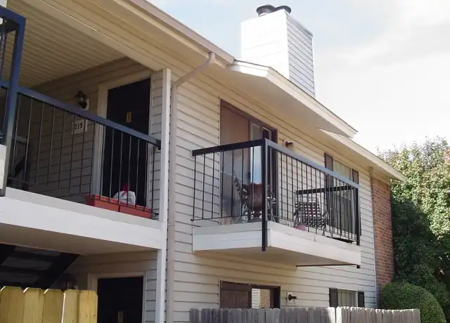Property at 3000 Chautauqua Ave #218, Norman, OK, 73072, 1 bed, 1 bath, [object Object]