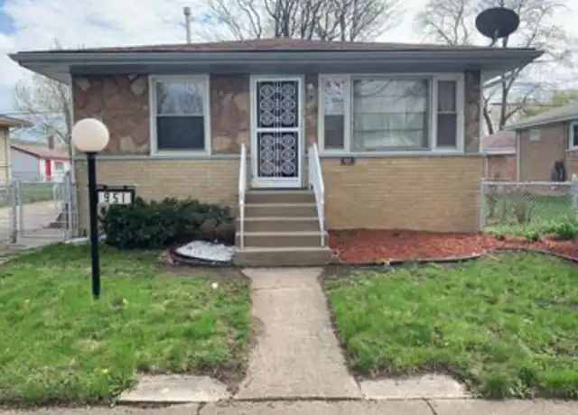 Property at 951 W 114th Pl, Chicago, IL, 60643, 5 beds, 2 baths, [object Object]