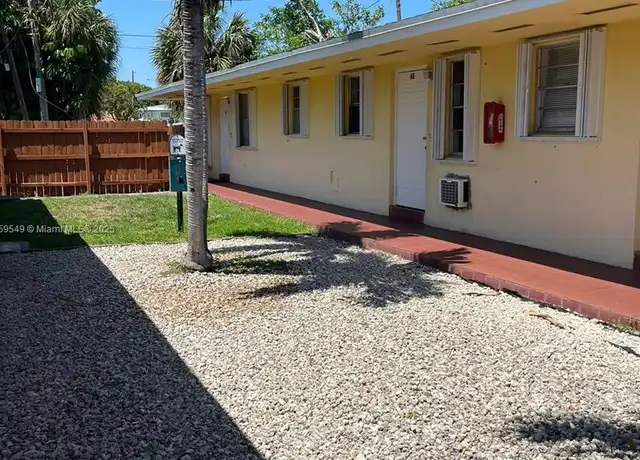 Property at 1915 Fletcher St Unit w4, Hollywood, FL, 33020, 0 beds, 1 bath, [object Object]