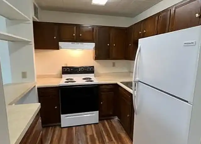 Property at Maple Ridge Apartments - 236 Wayne St, New Kensington, PA, 15068, 2 beds, 1 bath, [object Object]