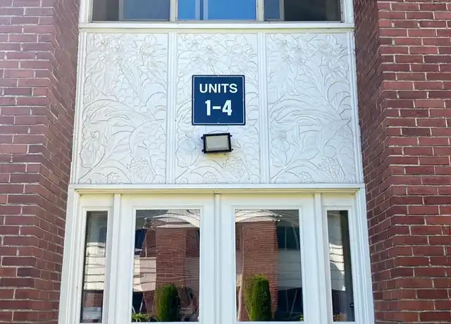 Property at 105 NE 61st Ave Unit 2, Portland, OR, 97213, 1 bed, 1 bath, [object Object]