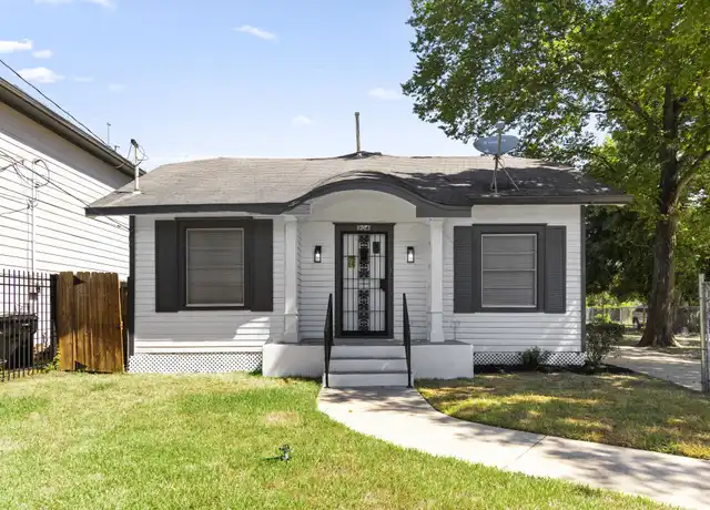 Property at 904 Mansfield St, Houston, TX, 77091, 2 beds, 1 bath, [object Object]