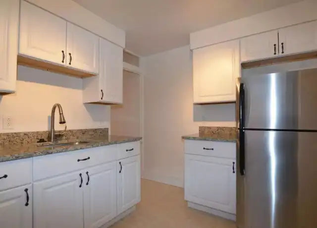 Property at 1333 22nd St NW Unit 2, Washington, DC, 20037, 2 beds, 1 bath, [object Object]