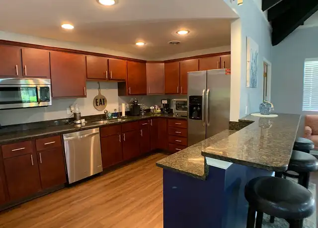 Property at Fox Run Apartments - 3803 Fox Run Dr, Blue Ash, OH, 45236, 2 beds, 2 baths, [object Object]