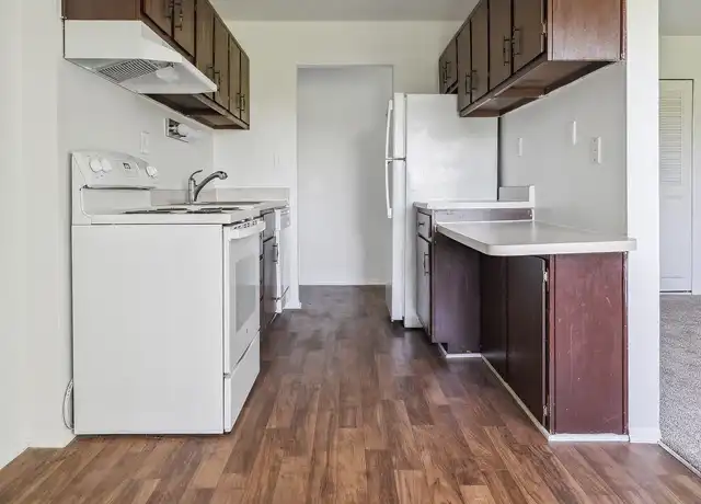 Property at Waterview Farms Apartments - 45685 Timberlane Ct, Novi, MI, 48377, 1-2 bed, 1 bath, [object Object]