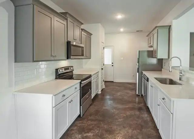 Property at 708 Echles St, Memphis, TN, 38111, 4 beds, 2 baths, [object Object]