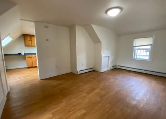 Property at 11 Lafayette Ave Unit 3, Summit, NJ, 07901, 2 beds, 1 bath, [object Object]