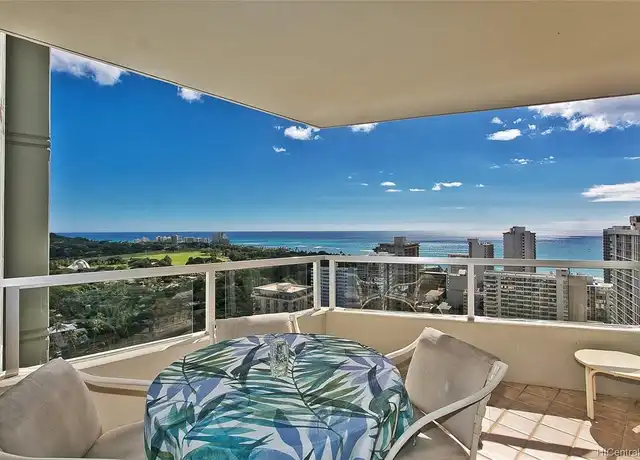Property at 2600 Pualani Way, Honolulu, HI, 96815, 1 bed, 1 bath, [object Object]