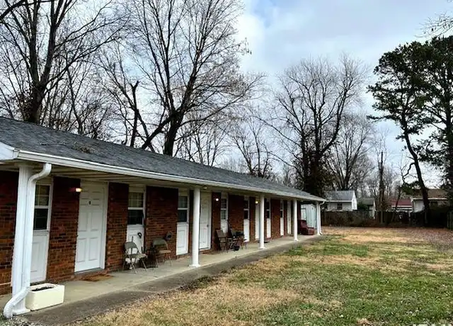 Property at 3007 Crowley Dr Unit C, Evansville, IN, 47720, 1 bed, 1 bath, [object Object]