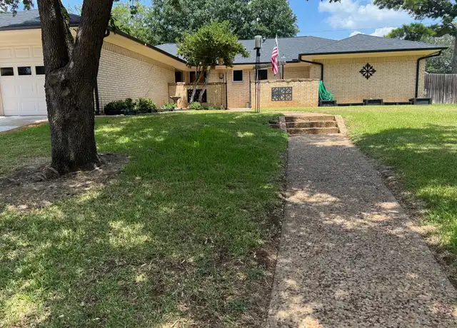 Property at 1821 E Cedar Elm Dr, Arlington, TX, 76012, 4 beds, 2.5 baths, [object Object]