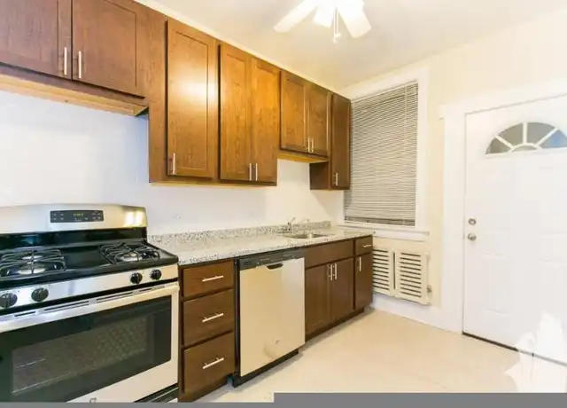 Property at 1615 W Berteau Ave, Chicago, IL, 60613, 2 beds, 1 bath, [object Object]
