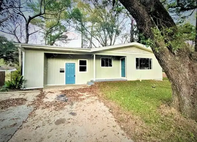 Property at 4568 Kirkley Cir, Jackson, MS, 39206, 3 beds, 2 baths, [object Object]
