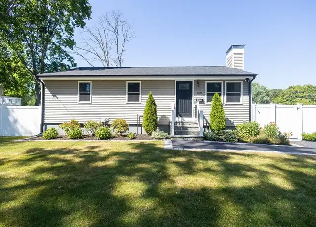 Property at 100 Wilson St, Framingham, MA, 01702, 3 beds, 1 bath, [object Object]