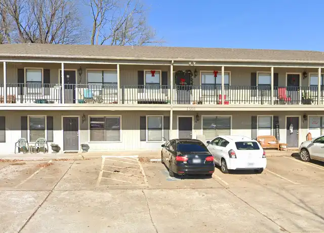 Property at 1500 Nettleship St Unit 10, Fayetteville, AR, 72701, 2 beds, 1 bath, [object Object]