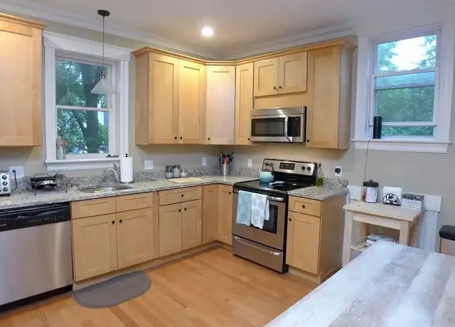 Property at 10 Savin Hill Ave Unit 2, Boston, MA, 02125, 3 beds, 1 bath, [object Object]