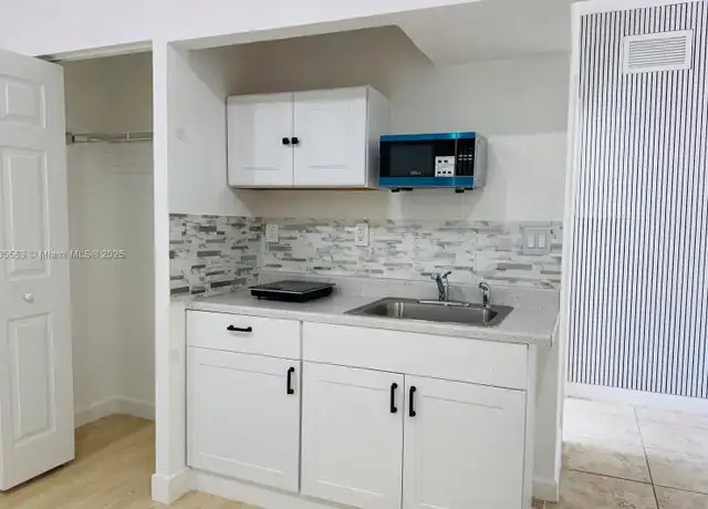 Property at 11510 SW 240th Ter Unit 115, Homestead, FL, 33032, 0 beds, 1 bath, [object Object]