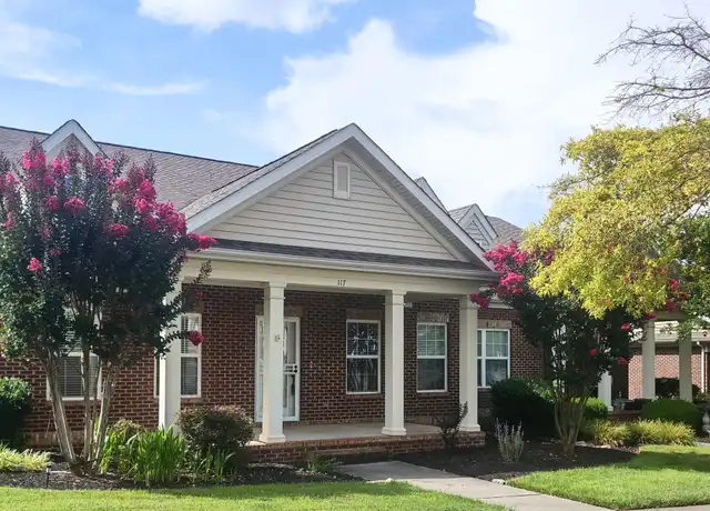 Property at 117 Hatleyberry St, Oak Ridge, TN, 37830, 2 beds, 2 baths, [object Object]