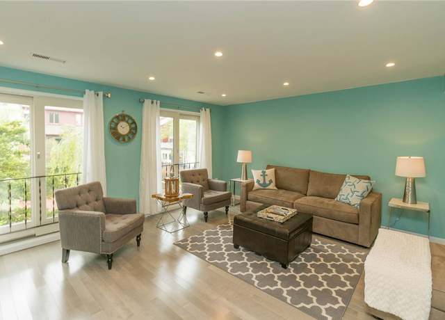Photo of 319 Swans Wharf Row, Newport, RI 02840