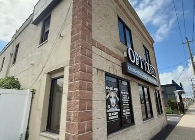 Property at 1806 Deer Park Ave Unit 2, Deer Park, NY, 11729, 2 beds, 1 bath, [object Object]