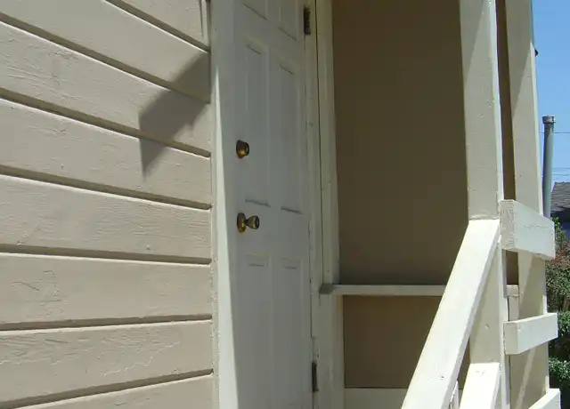 Property at 321 N 8th St Unit B, Santa Paula, CA, 93060, 1 bed, 1 bath, [object Object]