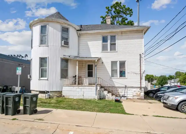 Property at 815 W 23rd St Unit 2, Cedar Falls, IA, 50613, 2 beds, 1 bath, [object Object]