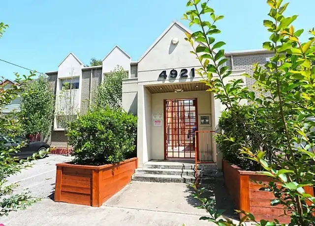 Property at 4921 Crawford St Unit 24, Houston, TX, 77004, 2 beds, 1 bath, [object Object]