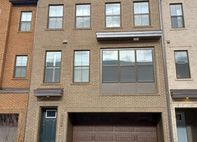 Property at 6230 Almerico Pl Unit 6230, Lincolnia, VA, 22312, 1 bed, 1 bath, [object Object]